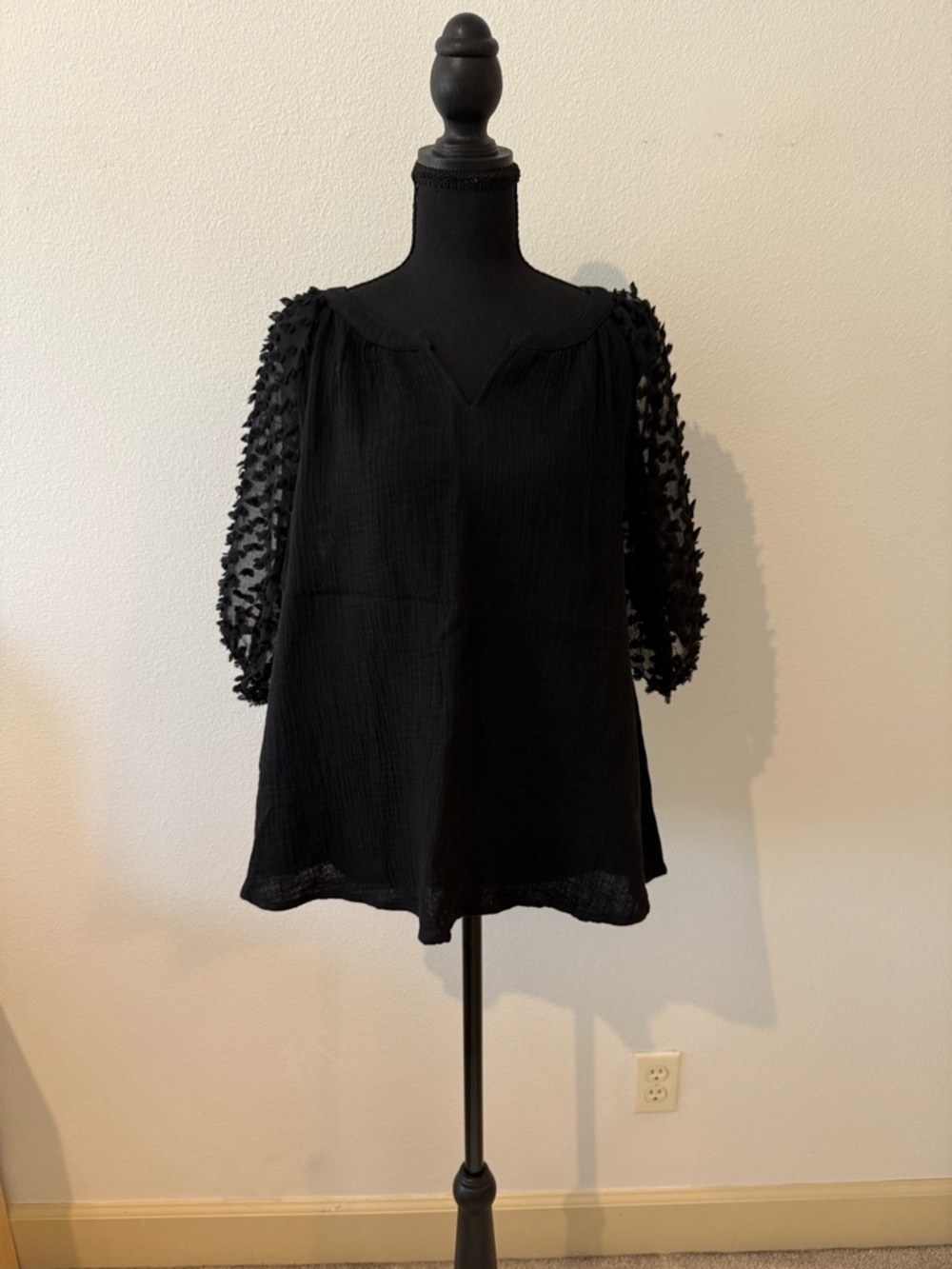 Umgee Black Textured Puff-Sleeve Tunic Top